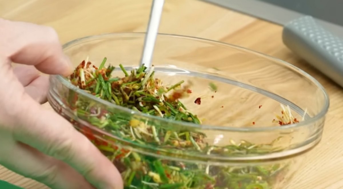 달래장 만들기. / 유튜브 '백종원 PAIK JONG WON'