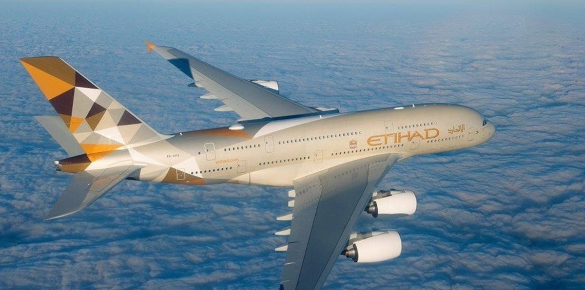 에티하드항공 여객기 모습. 기사 이해를 돕기 위한 자료 사진. 외교부는 아랍에미리트와 협의해 290석 규모의 에티하드항공 전세기가 현지 시각 8일 정오 아부다비에서 출발할 수 있도록 추진 중이라고 7일 밝혔다. / 에티하드항공 공식 SNS