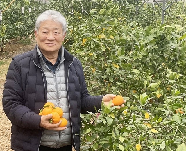 친환경농산물 선정 농가(김옥환 올바른 농원 대표)