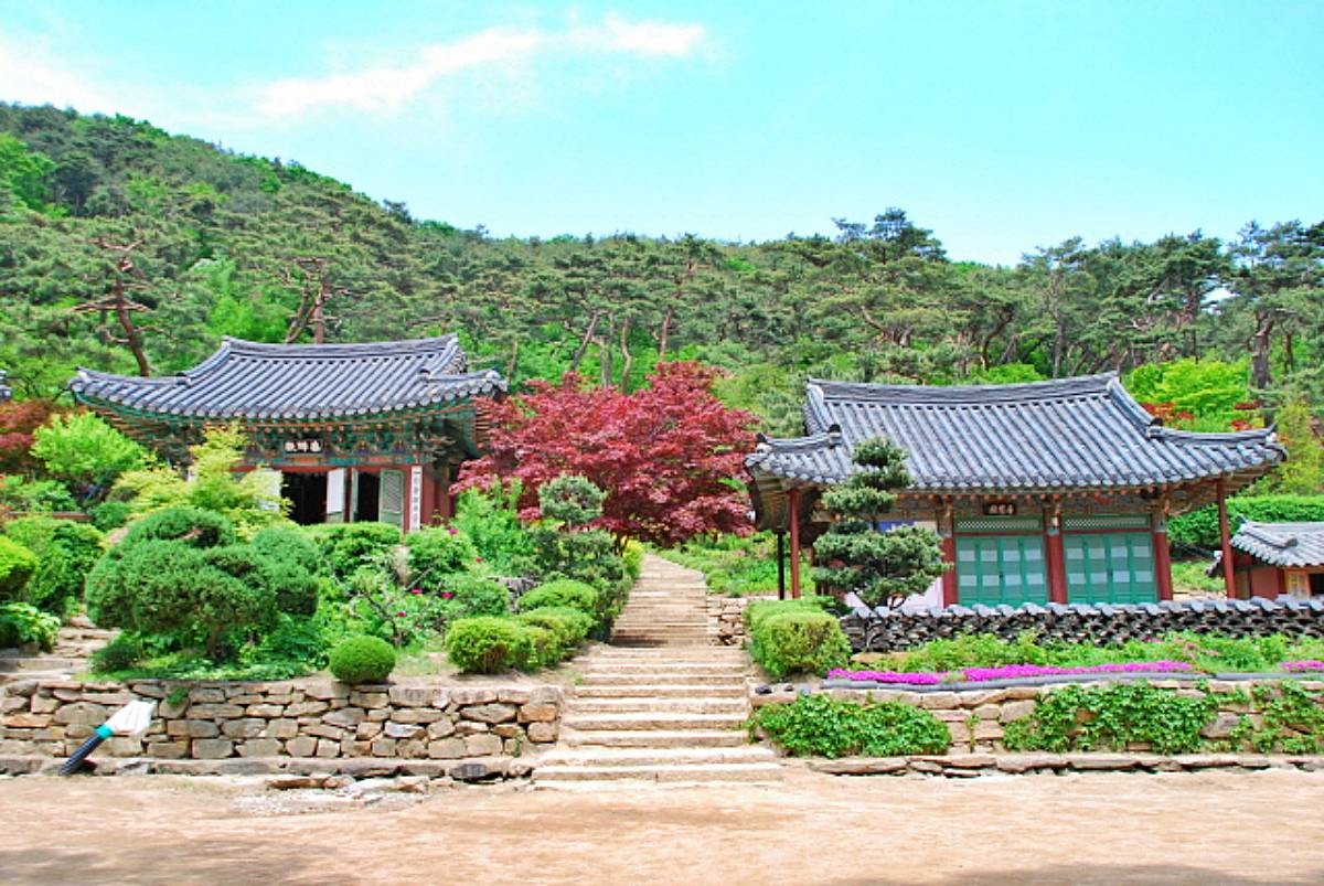 전등사 / 강화군 문화관광 홈페이지