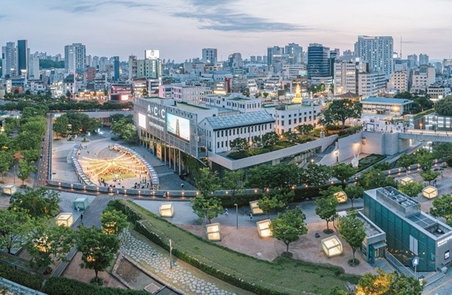 연대·분산형 회의 전략광주 국립아시아문화전당 전경