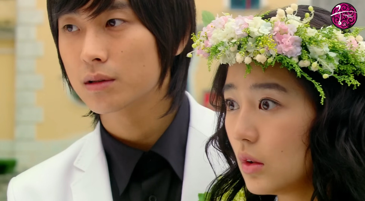 드라마 '궁'으로 스타덤에 오른 주지훈과 윤은혜 / MBC