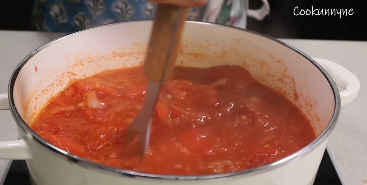 스튜를 만드는 과정 / 유튜브 '쿡언니네'