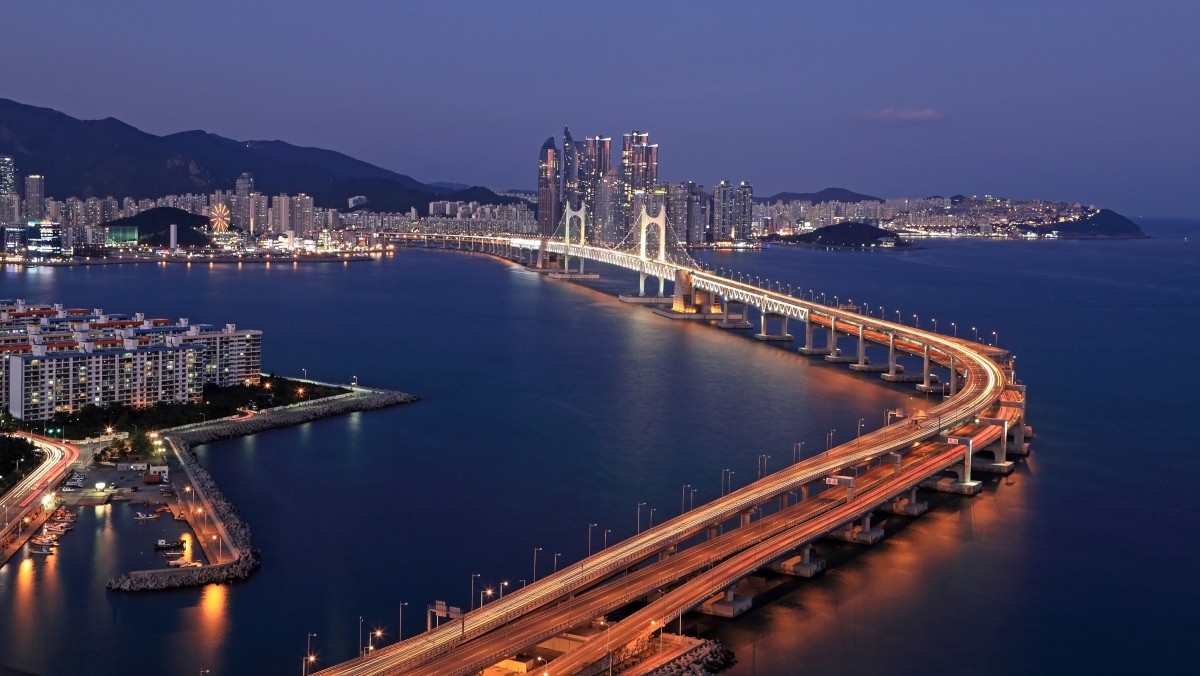 광안대교. / Johnathan210-shutterstock.com