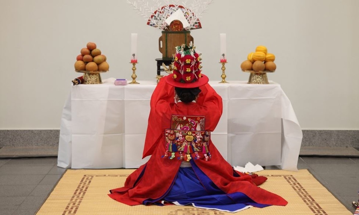 무속인 자료 사진. / Johnathan21-shutterstock.com