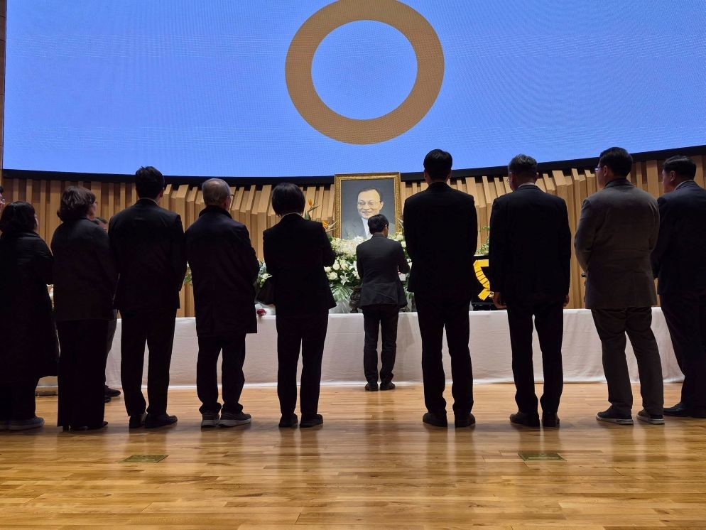 이춘희, 이해찬 전 총리 49재 참석 / 이춘희 세종시장 예비후보 캠프