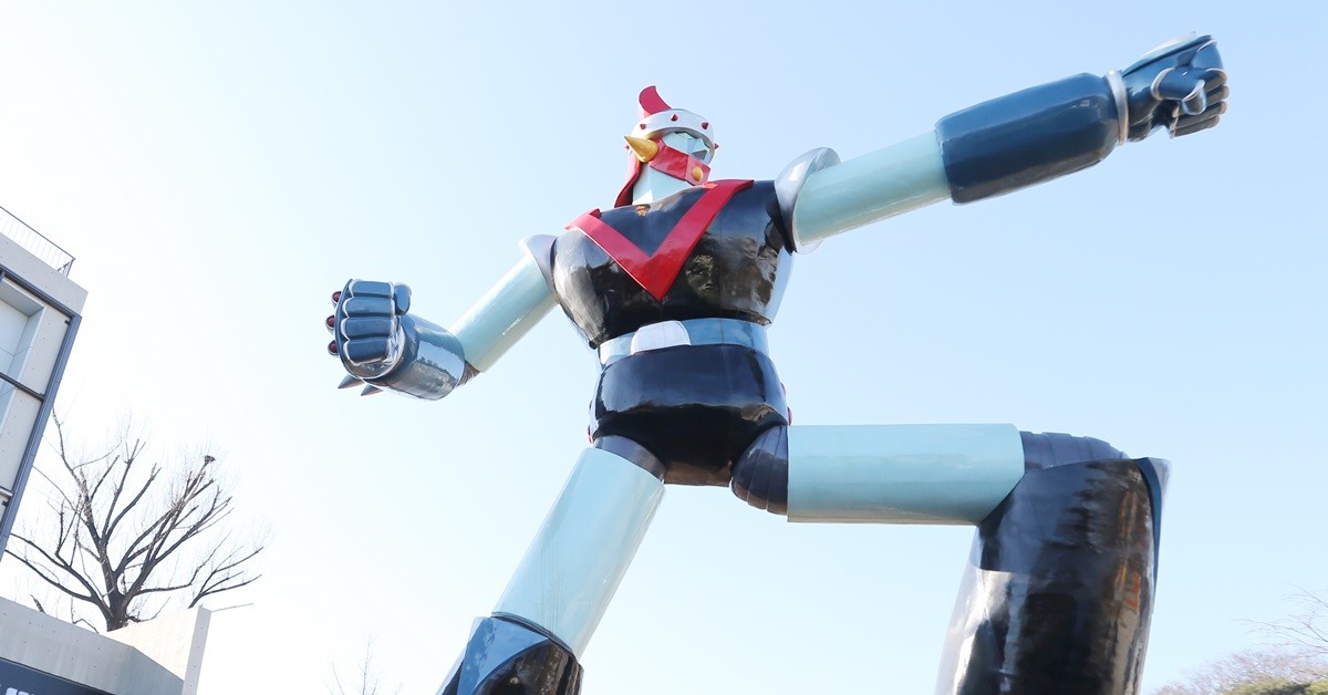 '브이센터 라이브 뮤지엄' 앞 로보트 태권 v 동상 / 연합뉴스