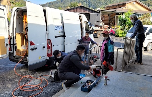 오지마을 농업기계 순회 수리 교육 / 순창군