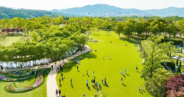 순천만국가정원 개울길 광장