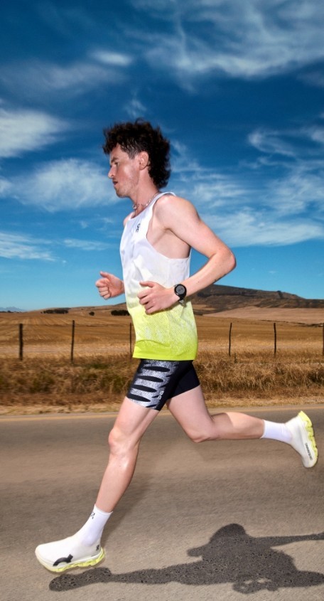 이하 라이트스프레이 클라우드몬스터3 하이퍼 착용 / 온 제공