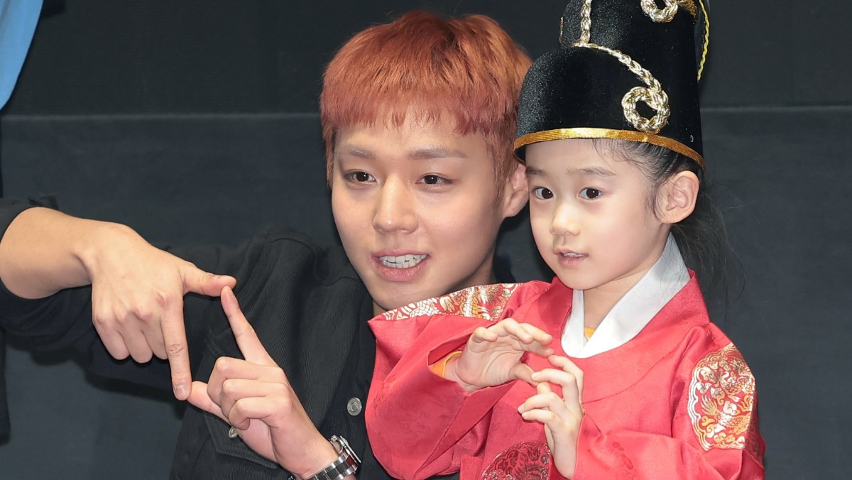 지난 17일 1300만 관객 돌파 기념 '왕과 사는 남자' 무대인사 당시 박지훈 / 뉴스1