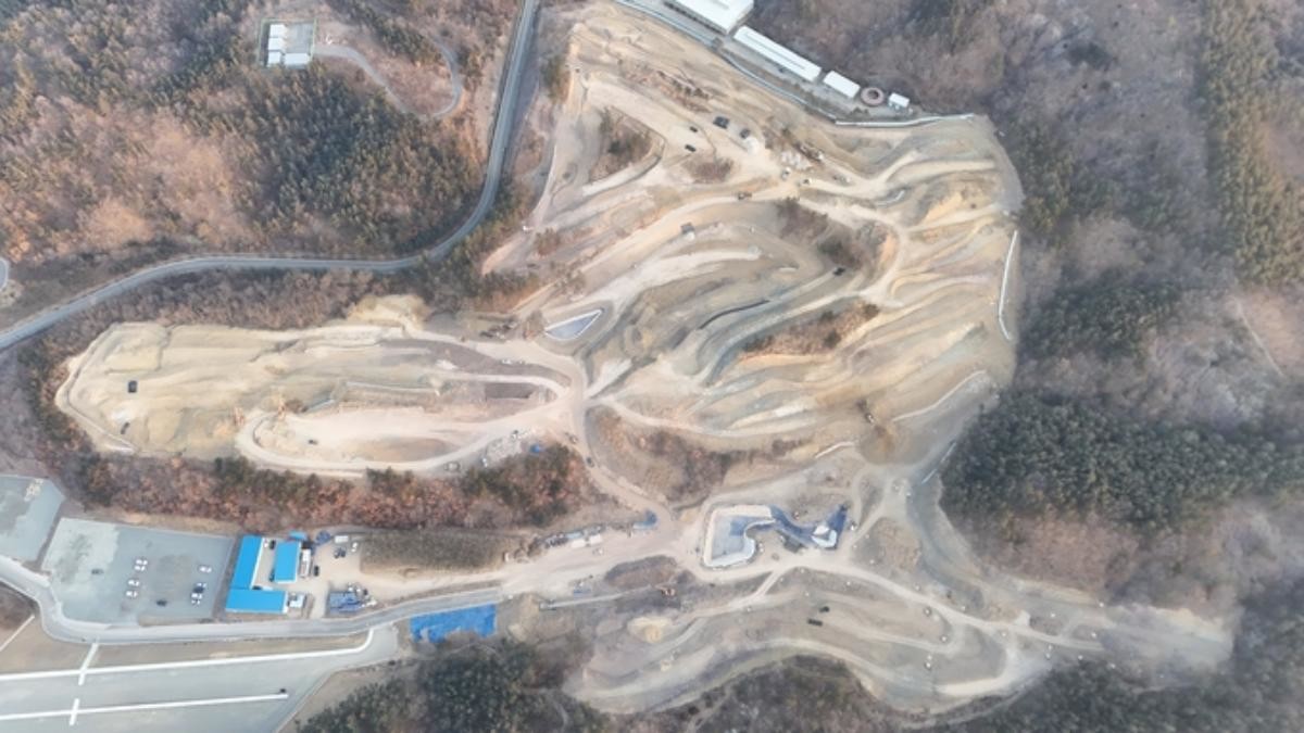 대구 군위군 의흥면 이지리 일원에 전국 최대 규모의 180홀 파크골프장 조성 항공사진. / 군위군 제공