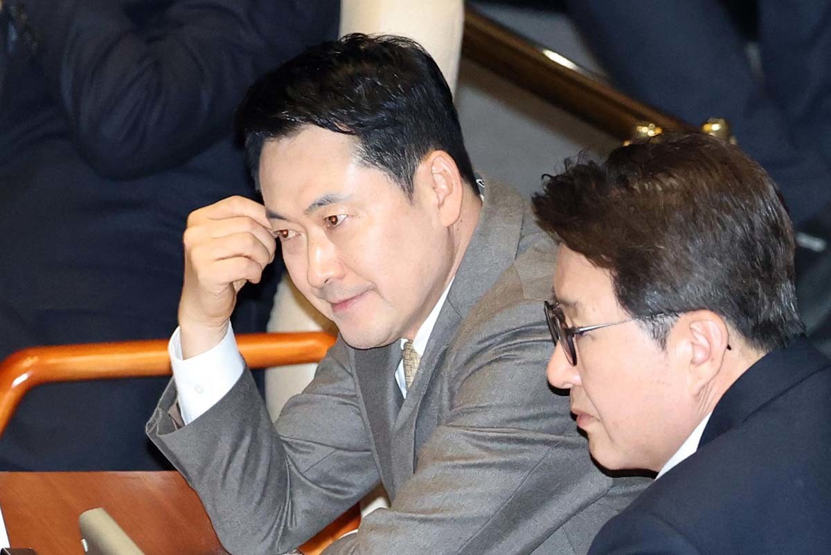 장동혁 국민의힘 대표가 19일 서울 여의도 국회에서 열린 제433회국회(임시회) 2차 본회의에 참석해 있다. / 뉴스1