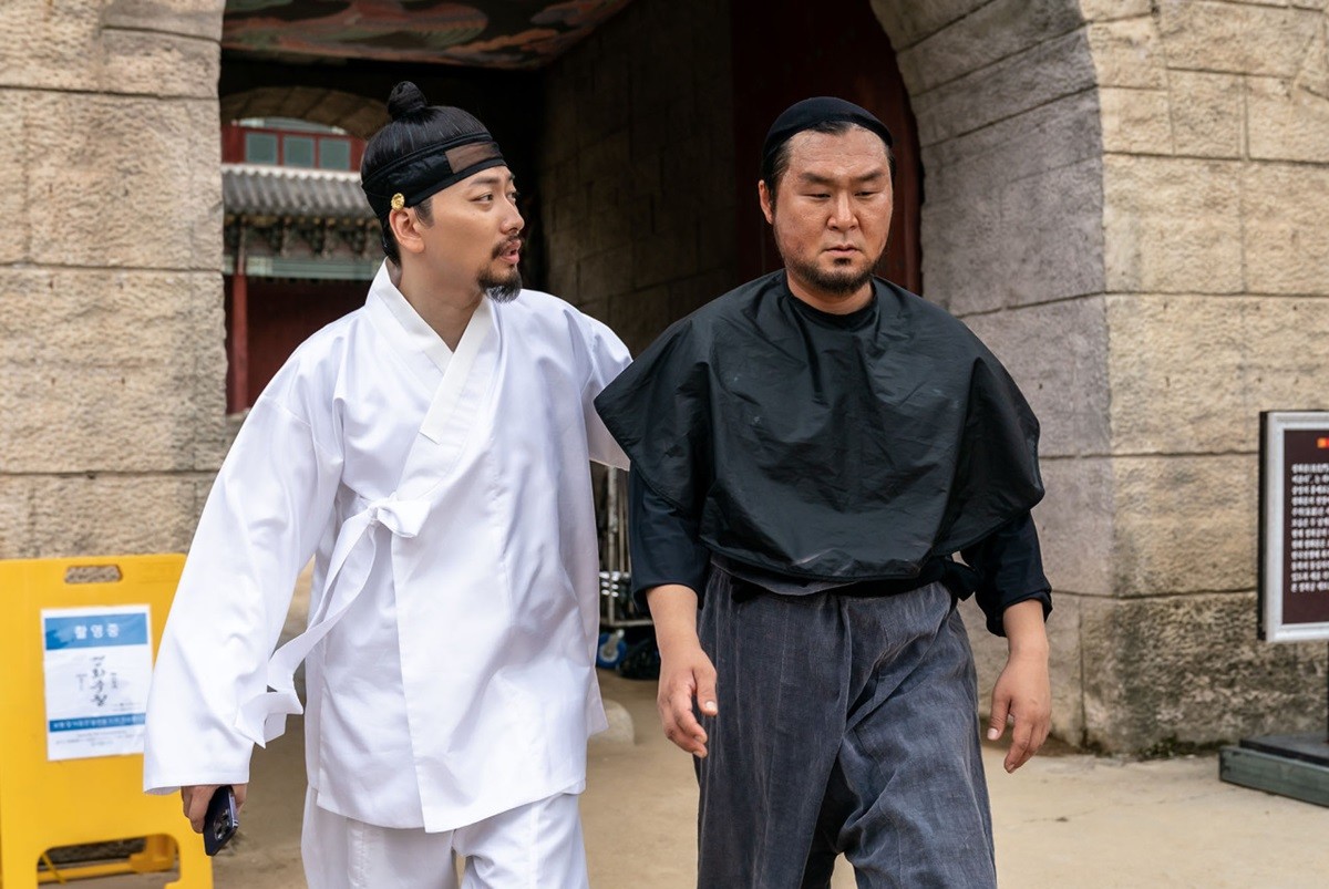 영화 '메소드연기' 속 이동휘와 윤경호 / (주)바이포엠스튜디오