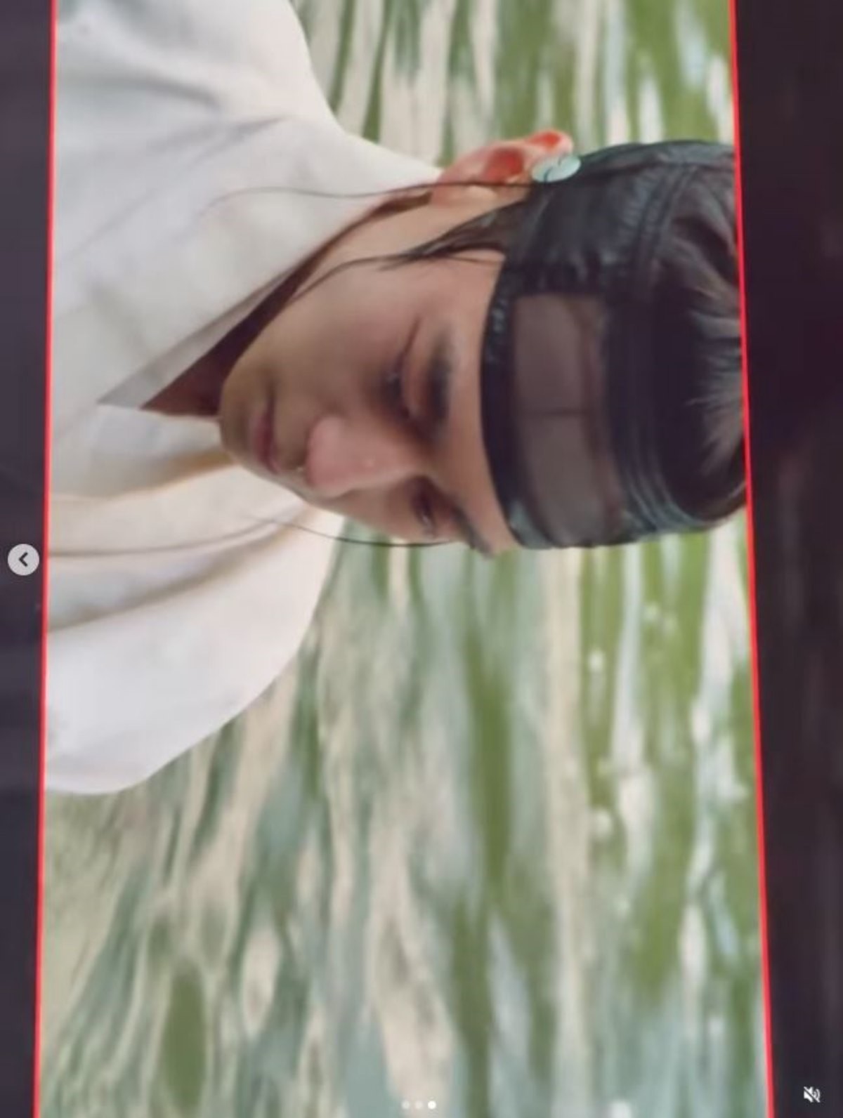 영화 '왕과 사는 남자' 이홍위 비하인드 영상 장면 중 일부. / YY엔터테인먼트 인스타그램