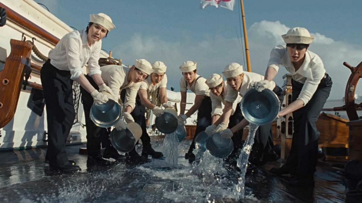 BTS 신곡 'SWIM' 뮤직비디오 중 한 장면. / 유튜브 'HYBE LABELS  '