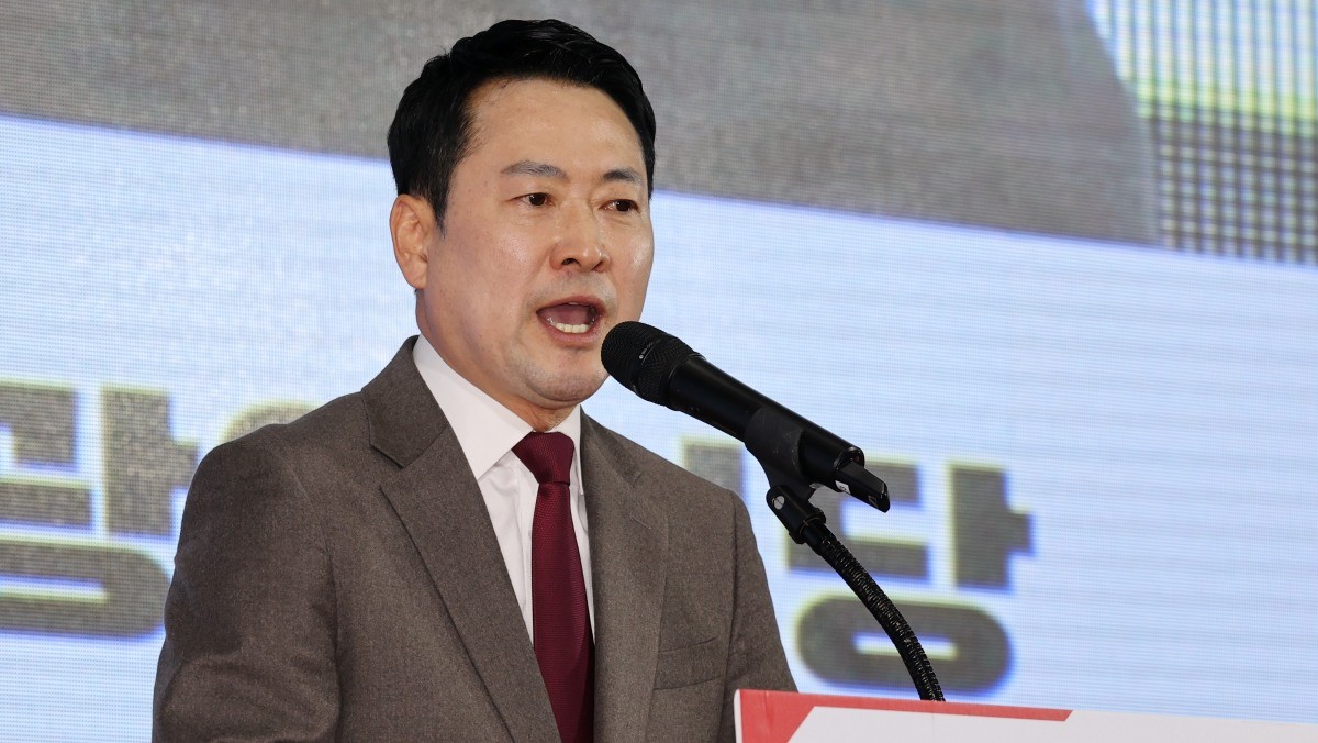 장동혁 국민의힘 대표가 20일 울산시 남구 종하이노베이션센터에서 울산시당 주최로 열린 지방선거 출마예정자 정견 발표회에 참석해 발언하고 있다. / 연합뉴스