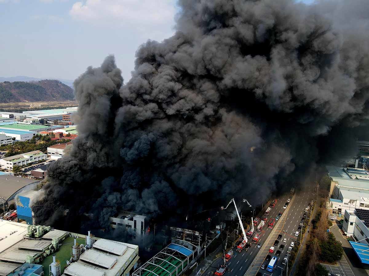 대전 대덕구 문평동 자동차 부품 제조업체 안전공업에서 불이 났다. / 뉴스1