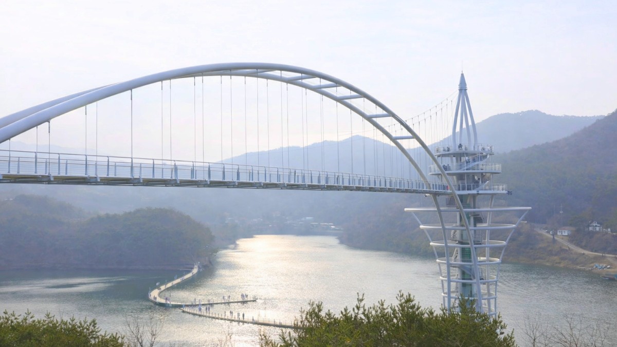 청양 칠갑타워. / 청양군 공식 블로그, AI