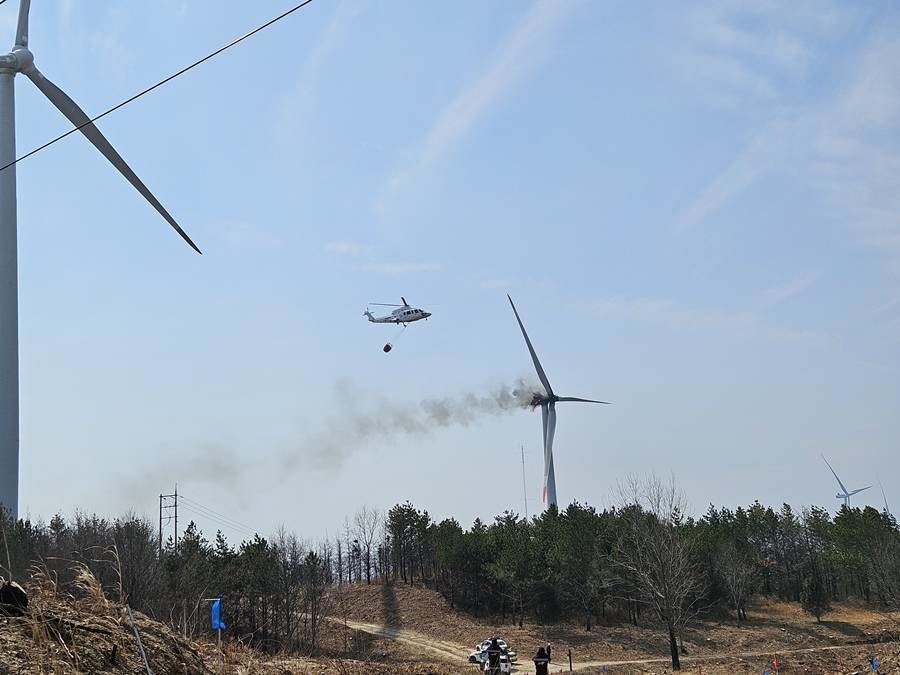 화재진압 현장 모습/경북소방