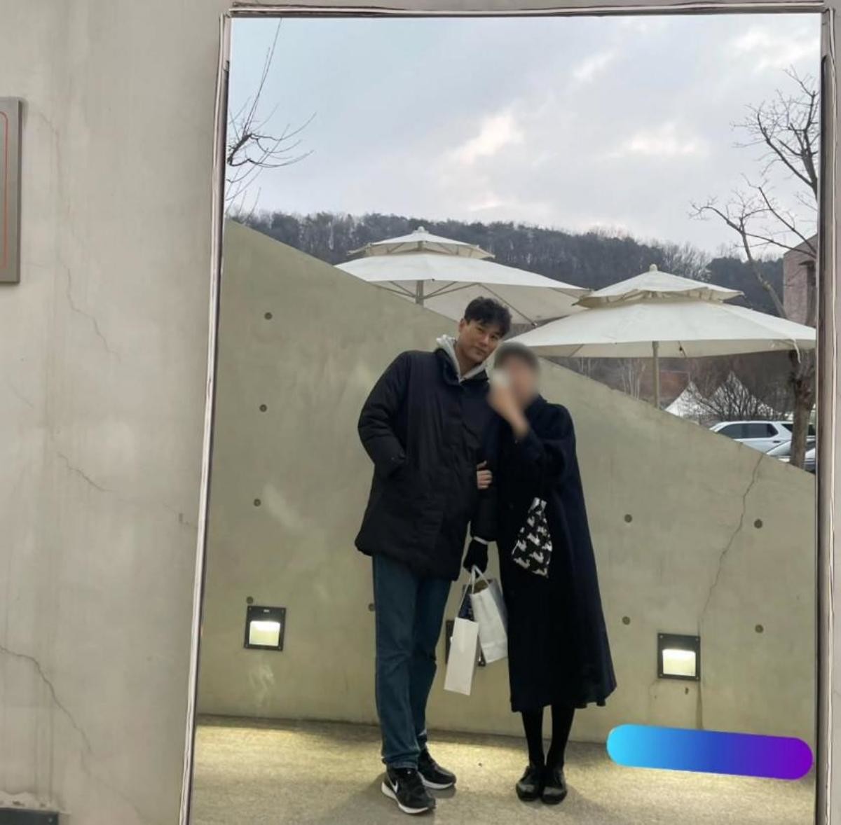 SNS에서 여자친구 깜짝 공개한 '나는 솔로' 28기 경수. / 28기 경수 인스타그램