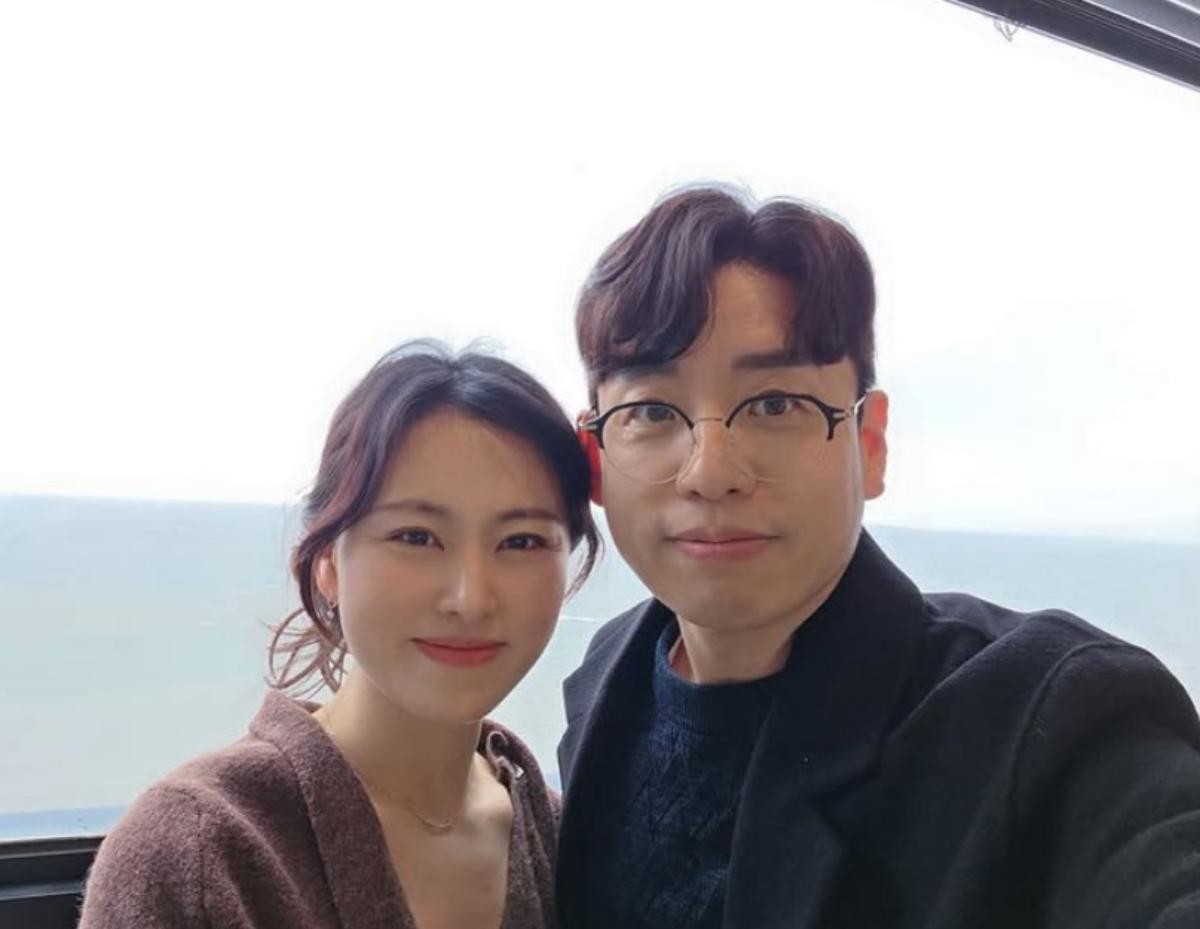 영식은 자신의 유튜브 채널을 통해 현숙과 약 7개월째 교제 중이라고 먼저 밝혔다. 두 사람은 '나는 솔로' 출연 이후 현숙의 제안으로 진지한 만남을 시작했다고 설명했다.   / 28기 영식, 현숙 인스타그램