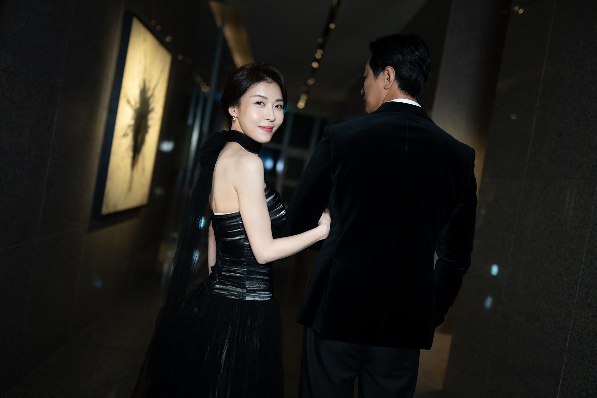 극중 부부로 등장하는 하지원과 주지훈 / ENA