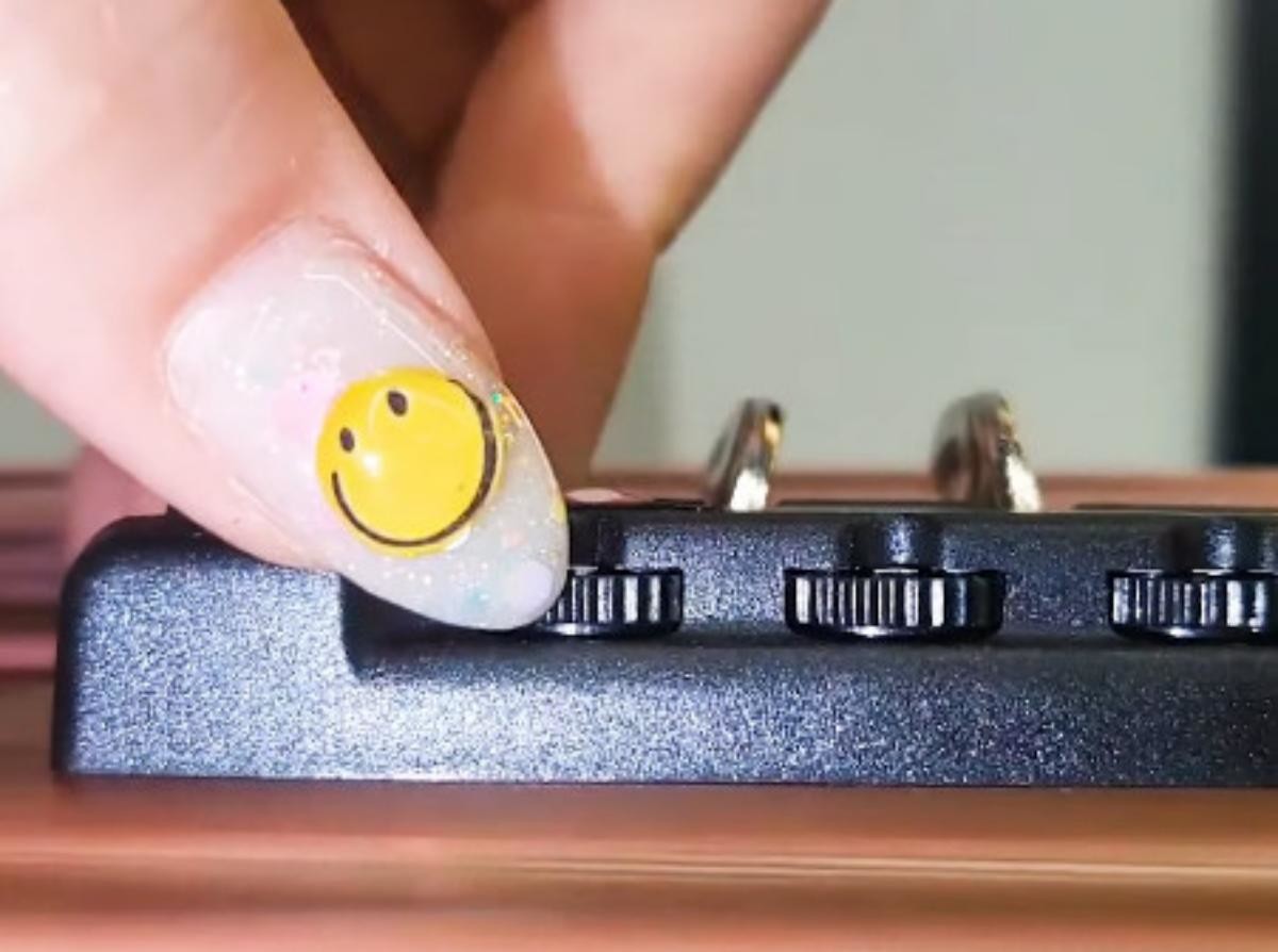 잠겨버린 캐리어 다이얼. / 유튜브 '브라이튼 캐리어'