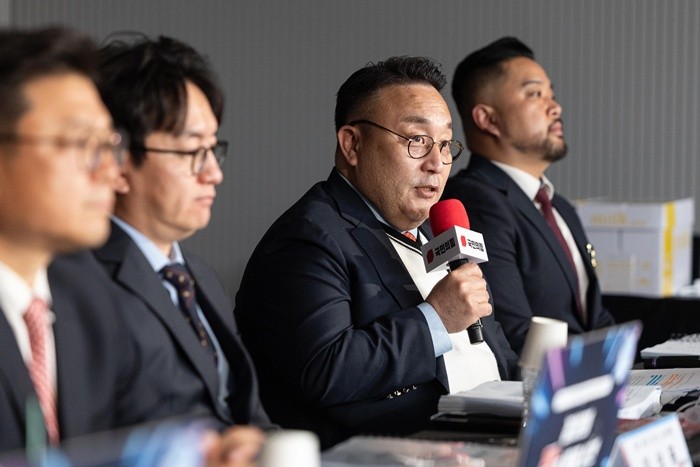 26일 서울 여의도 국민의힘 중앙당사에서 열린 '광역의원 비례 청년 공개 오디션'에서 이혁재 심사위원이 인사말하고 있다. / 뉴스1