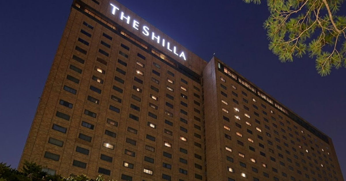 호텔신라 / 호텔신라