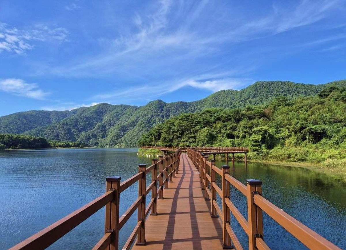 산막이옛길 산책로 / ⓒ한국관광콘텐츠랩-괴산군청