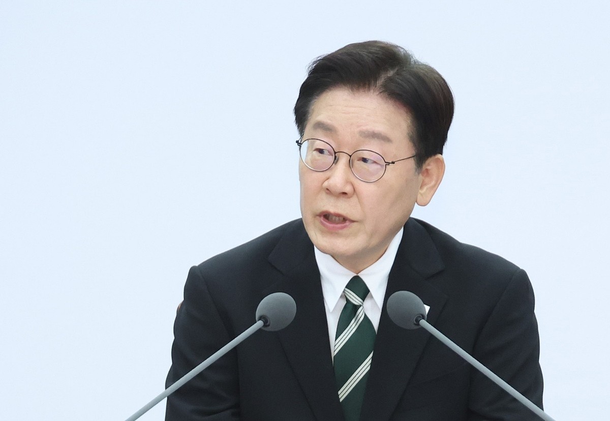 이재명 대통령 자료 사진. 이재명 대통령은 청와대가 다주택 공직자의 승진 배제를 검토한다는 일부 언론 보도가 사실이 아니라고 했다.      / 뉴스1