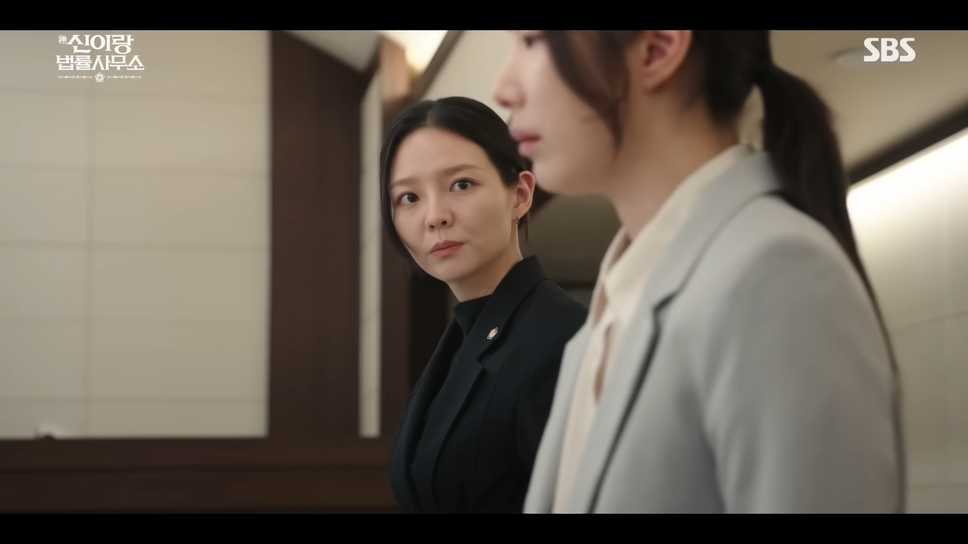 '신이랑 법률사무소' 5회 일부. / 유튜브 'SBS'