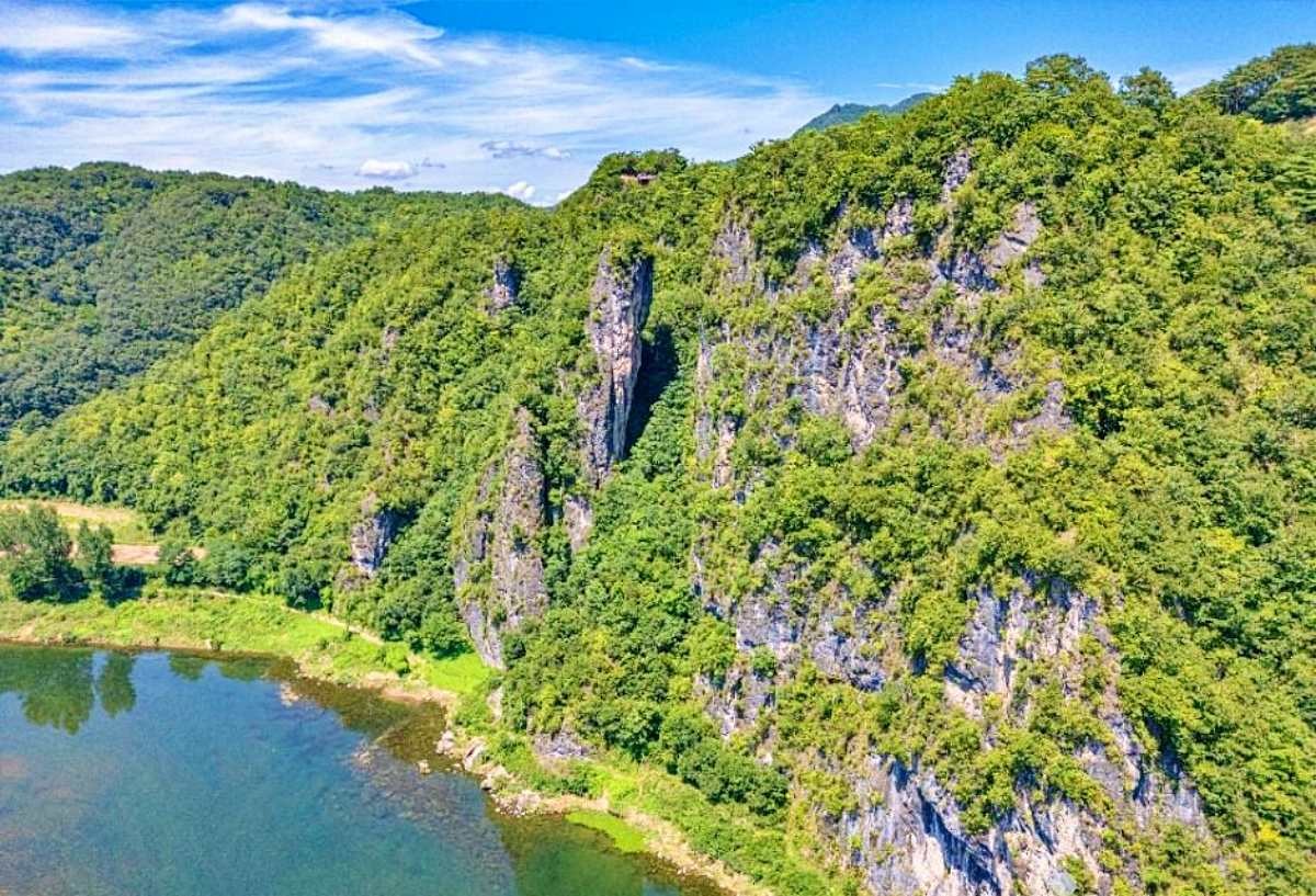 선돌 전경 / ⓒ한국관광 콘텐츠랩
