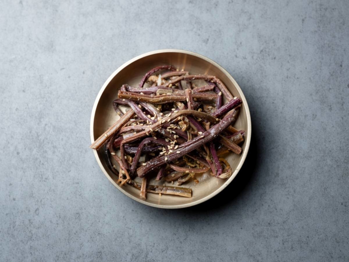 고사리 반찬 자료사진 / mnimage-shutterstock.com