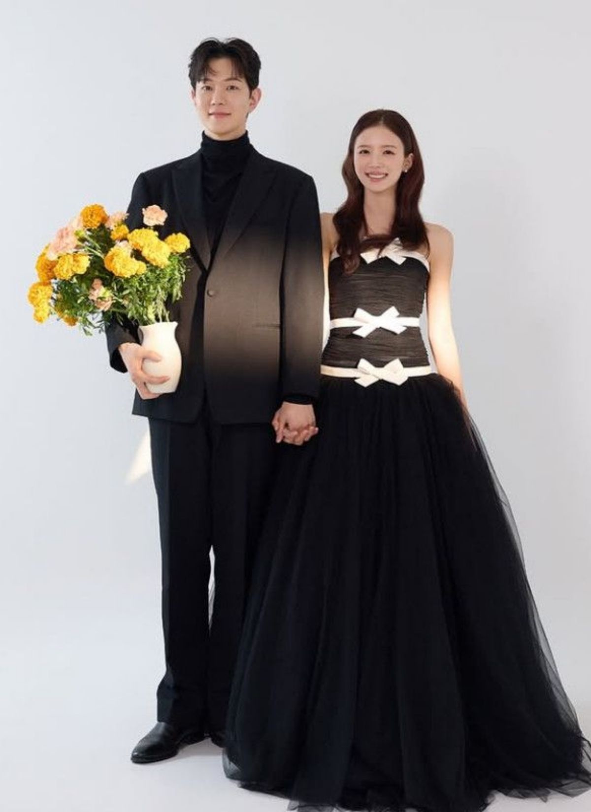 윤수영-김지영 부부. 웨딩 화보. / 김지영 인스타그램