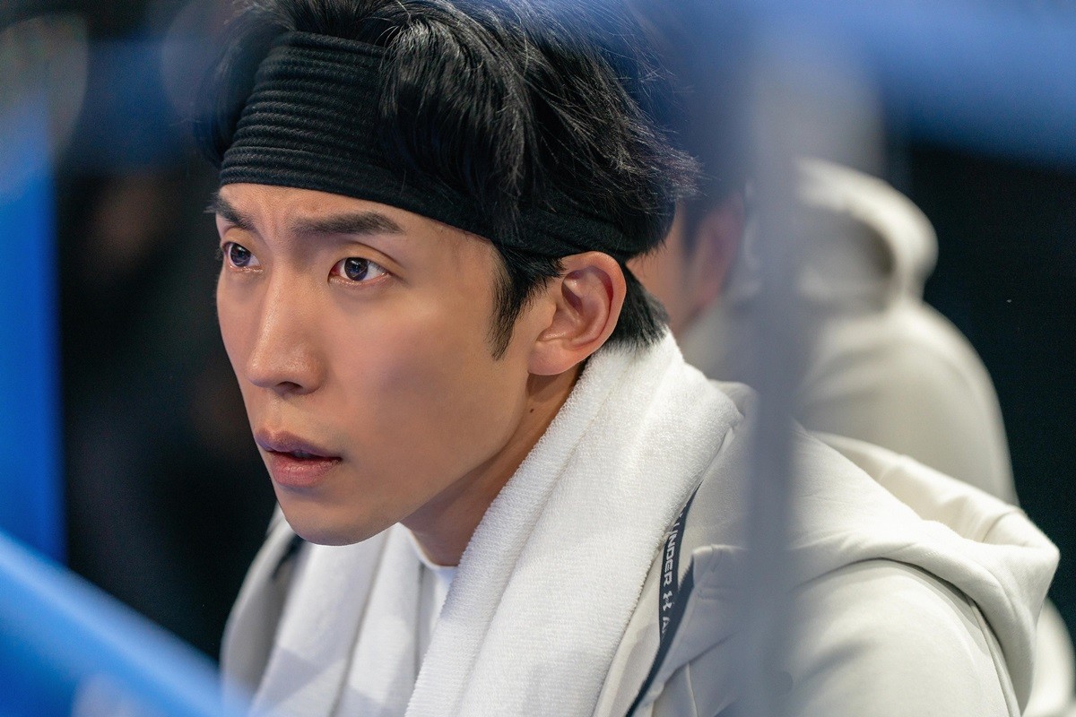 드라마 '사냥개들' 시즌2 주연 이상이 / 넷플릭스