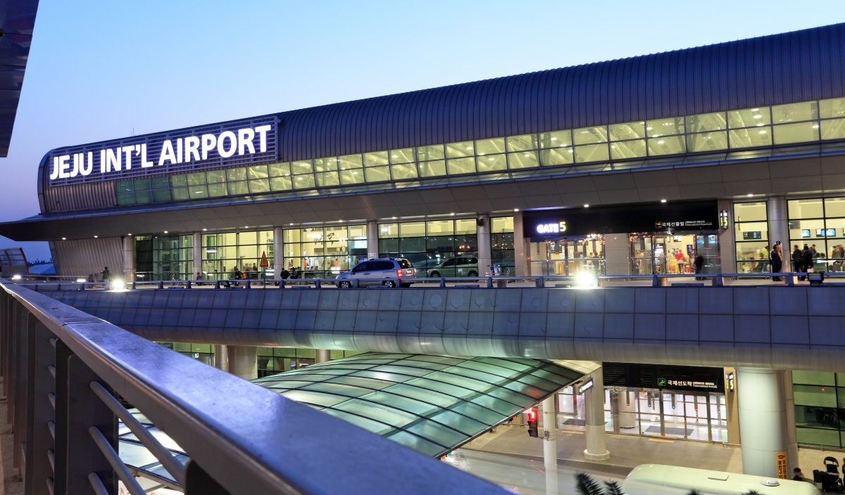 제주국제공항 / Johnathan21-Shutterstock.com