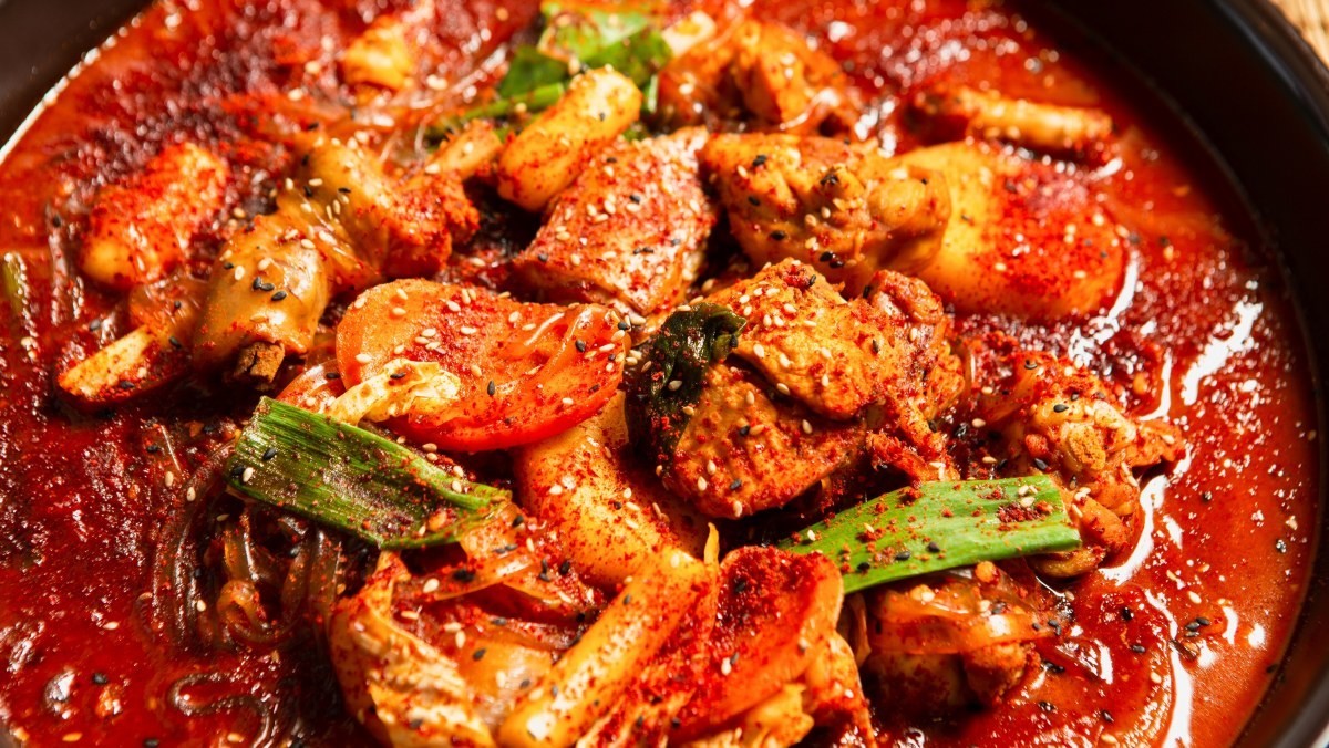 닭볶음탕 /mnimage-shutterstock.com