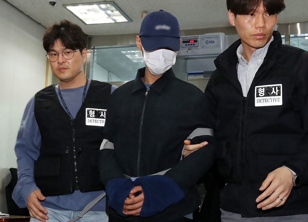 '장모 살해 혐의' 사위 영장실질심사 출석 / 뉴스1