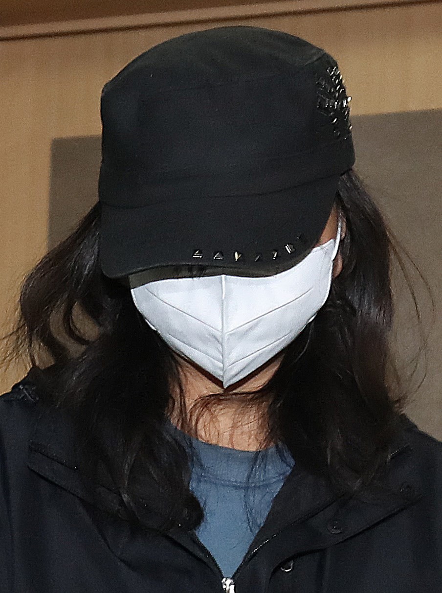 대구 캐리어 시신 사건 피의자인 20대 딸 / 뉴스1