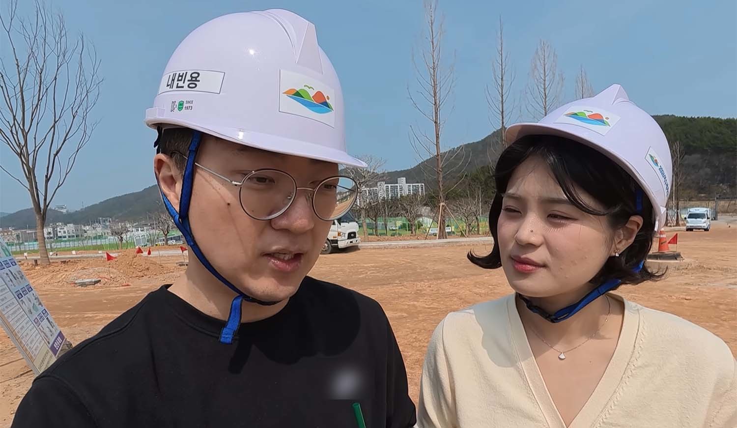 김선태씨 유튜브 채널에 올라온 ‘2026여수세계섬박람회’ 홍보 영상 때문에 온라인이 시끌벅적하다. / '김선태' 유튜브 영상 캡처