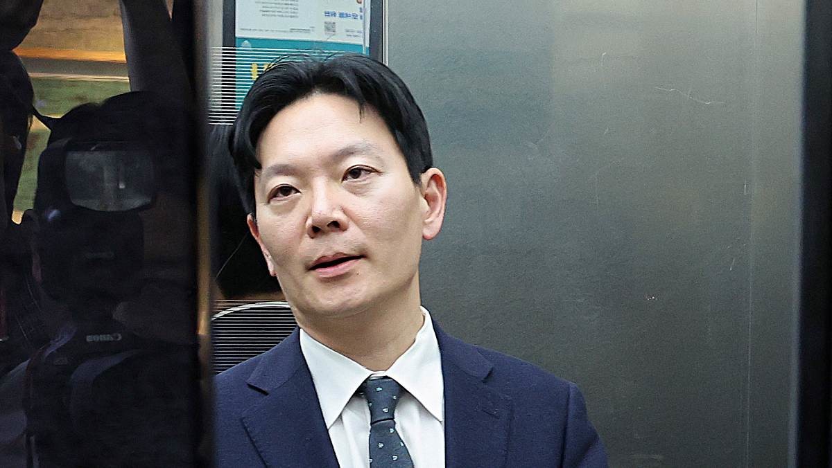 박상용 검사, 증인 선서 거부로 퇴장. 자료사진. / 뉴스1