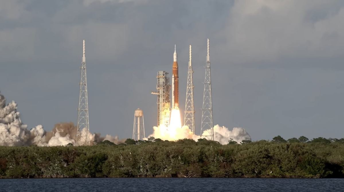 우주로 탐사 나가는 '아르테미스 2호'. / 유튜브 'NASA'