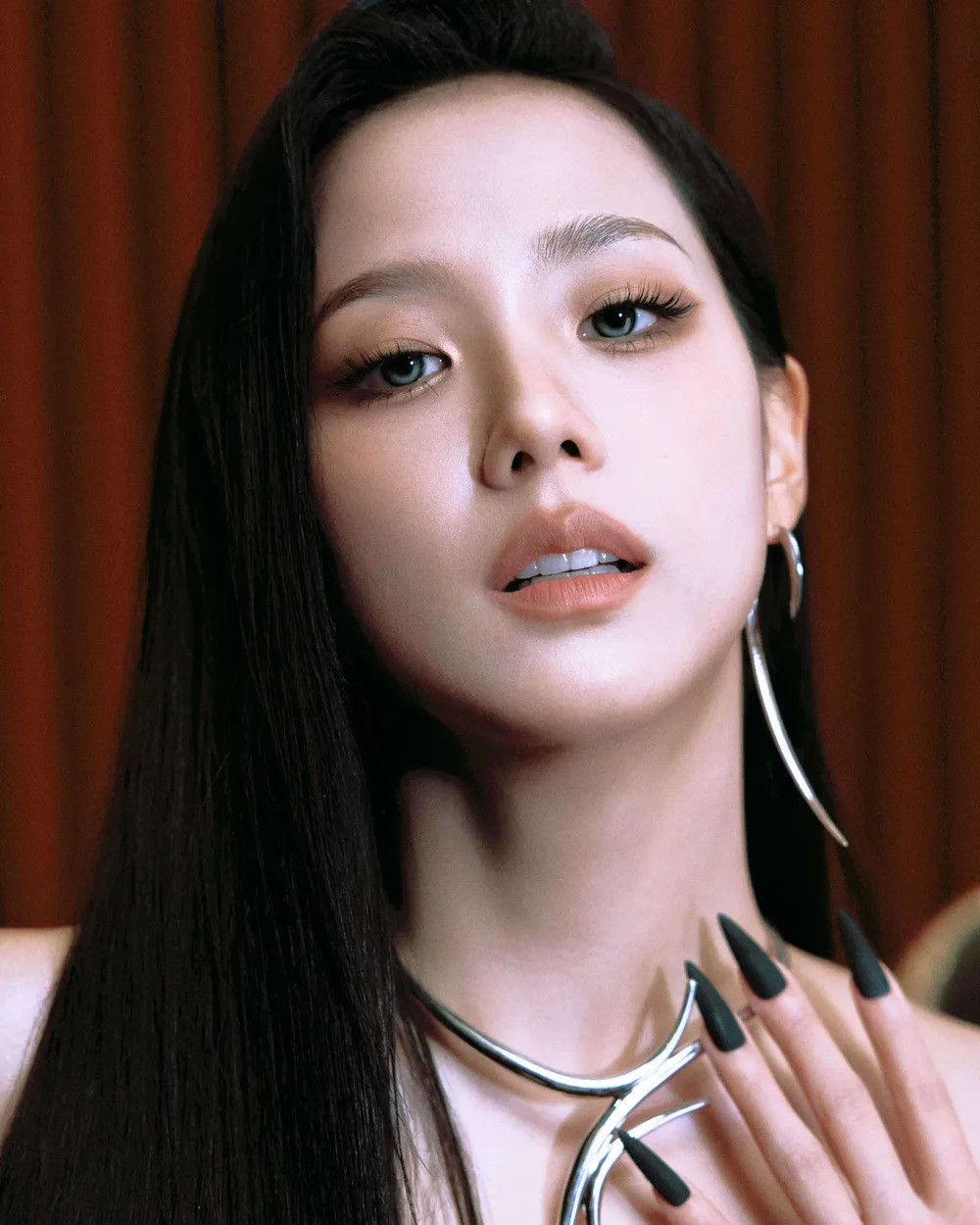 Jisoo Photoshoot with Strong Makeup Visuals  / BLISSOO