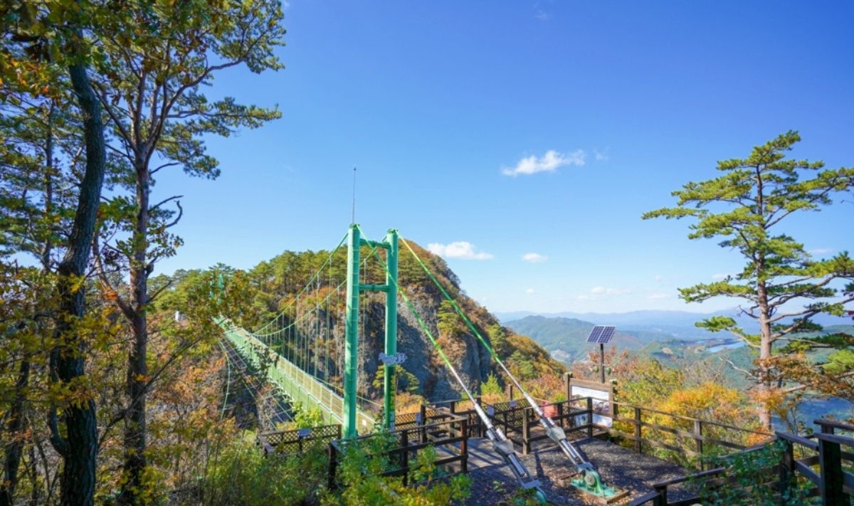 청량산 하늘다리 / ⓒ한국관광콘텐츠랩