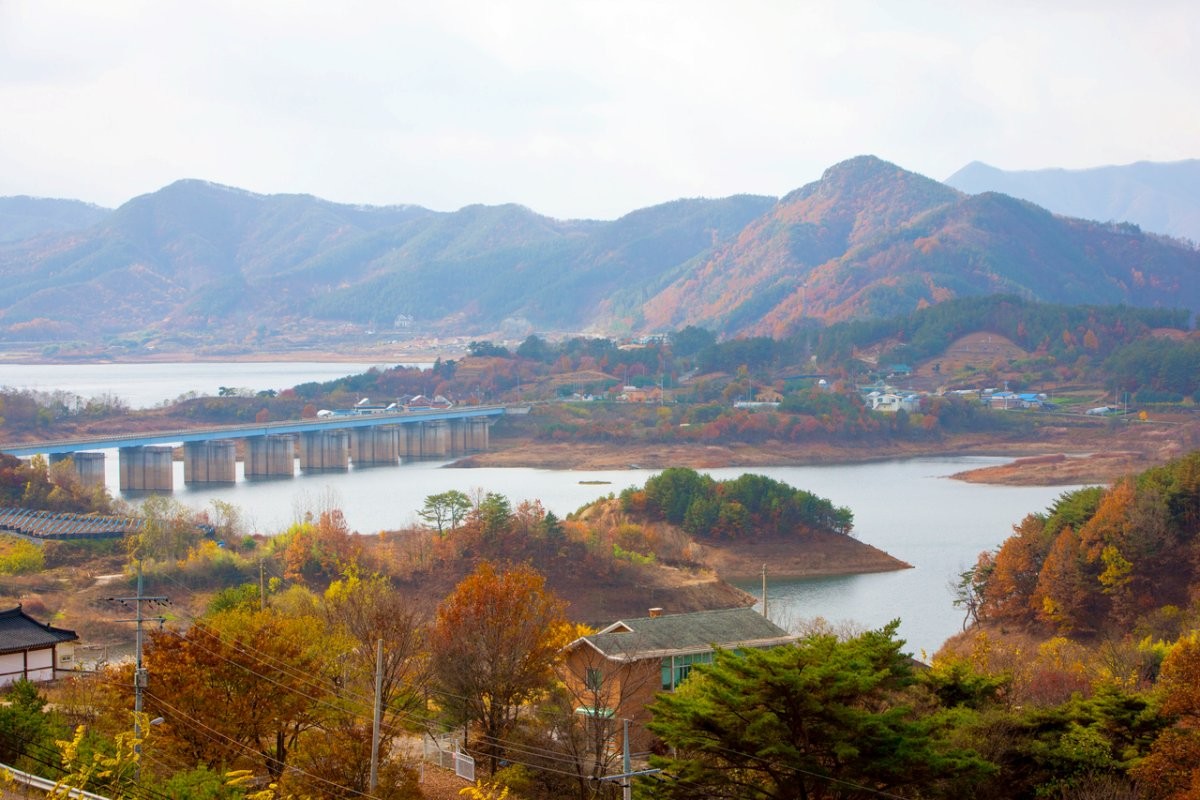 용담호 / 한국관광공사(촬영 : 김지호)