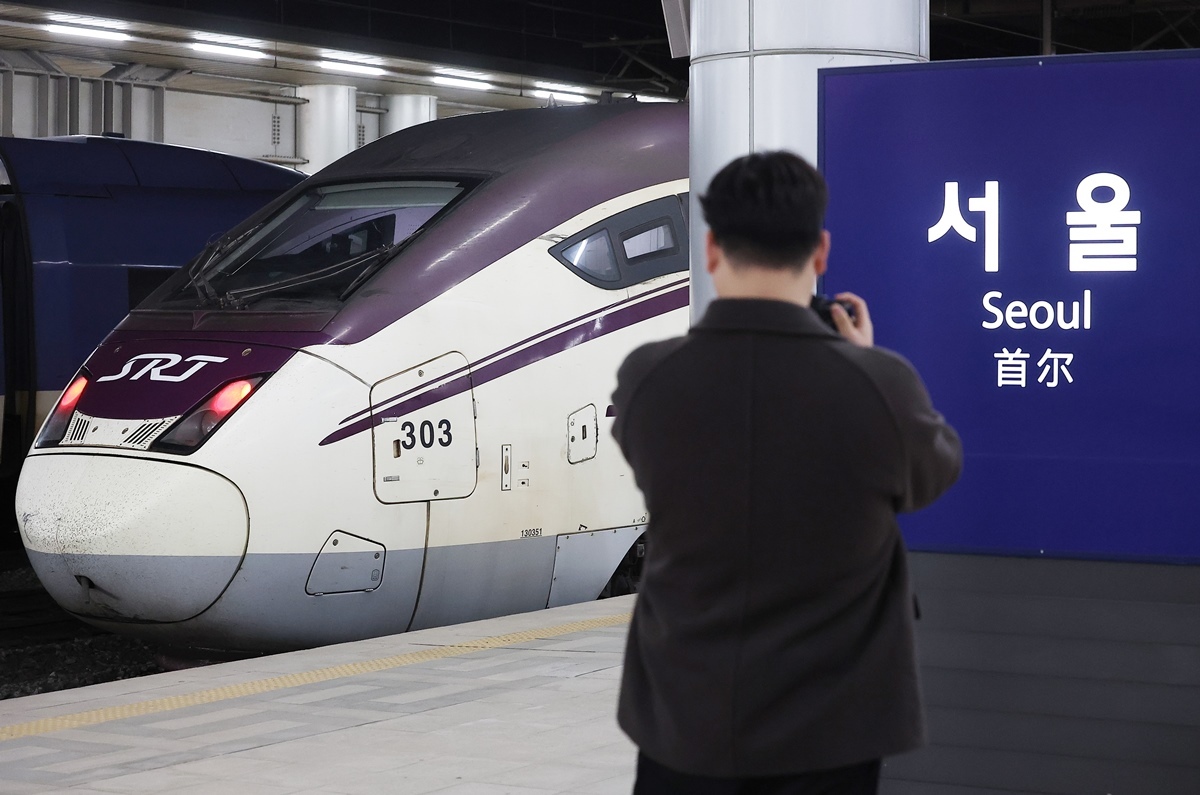 “KTX-SRT 고속열차 교차 운행에 승객 88.3%가 만족” (조사 결과)