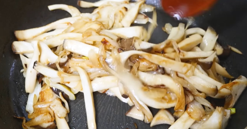 유튜브 '자취요리신 simple cooking'