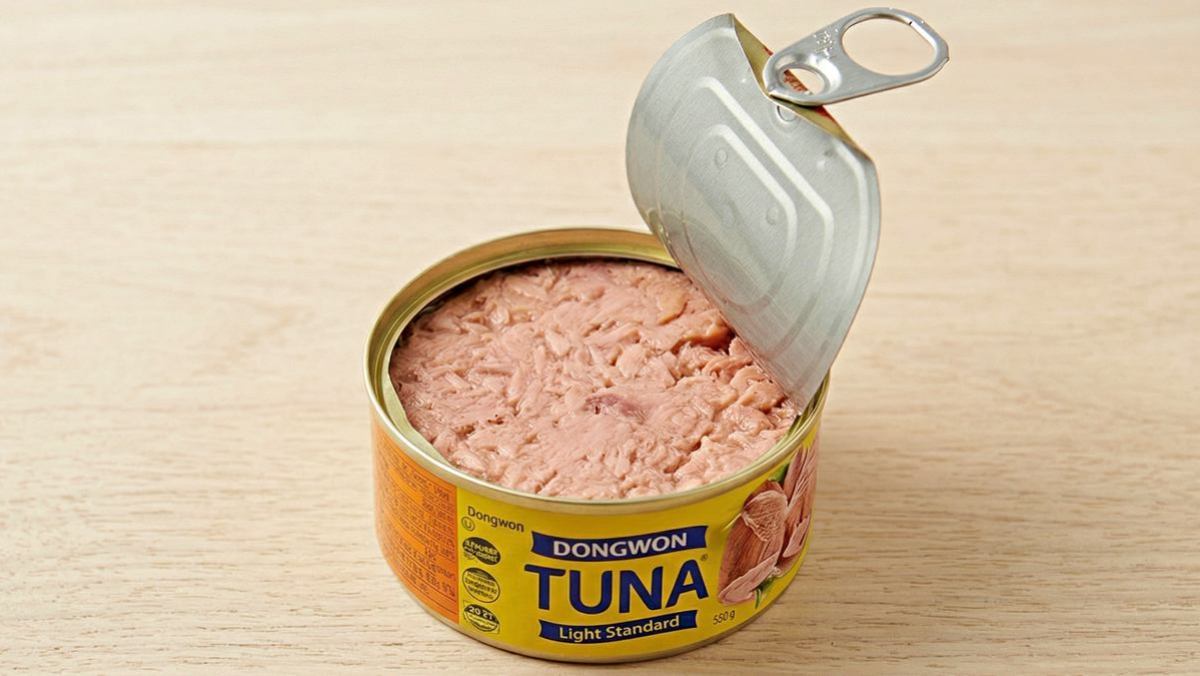 참치캔 뚜껑은 한번 뜯으면 왜 다시 '안 닫히게' 만드는 걸까?